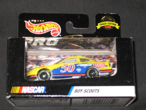 Boy Scout Hot Wheels 1998 Nascar Racing Car in box