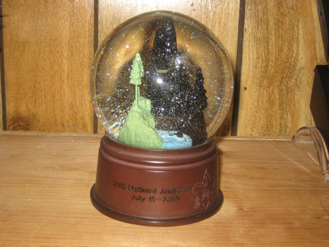 2013 National Jamboree Summit Snowglobe