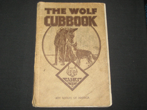 The Wolf Cubbook 1946 with color pages