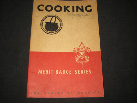 Cooking Merit Badge Pamphlet, wht top red bottom 4/44